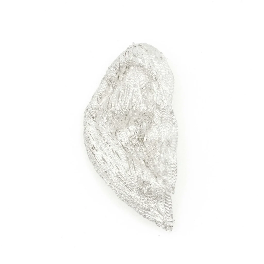 Anatomical filigree ear piece "Suede"
